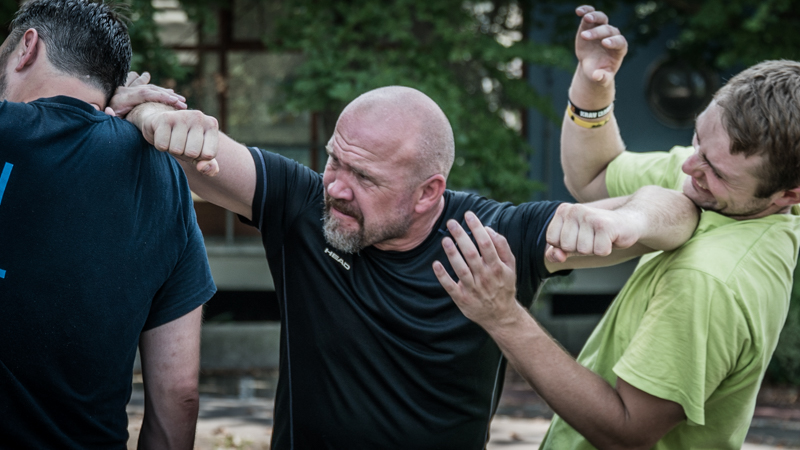 Quante sono le tecniche di difesa nel Krav Maga?